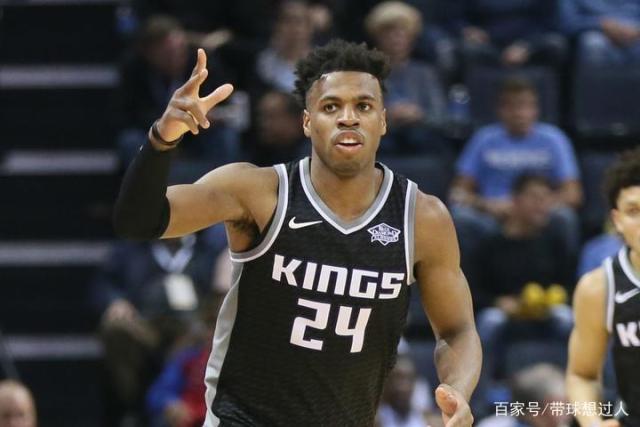 库里27分哈特三双 勇士负尼克斯跌回西部第十